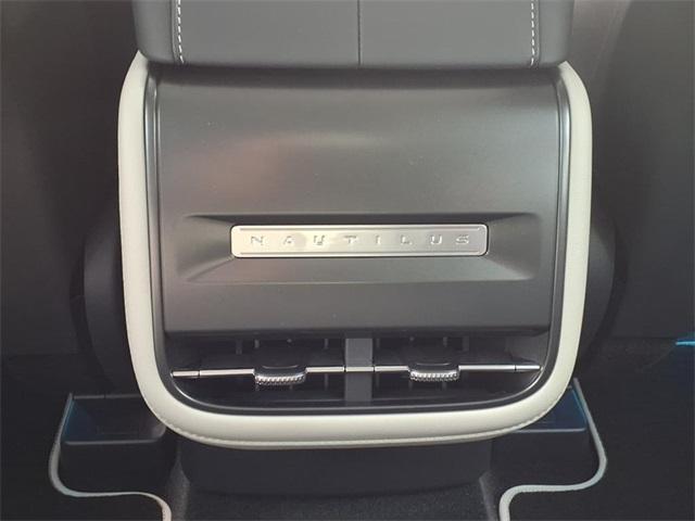 new 2025 Lincoln Nautilus car, priced at $53,554