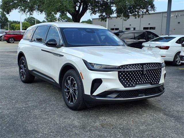 new 2025 Lincoln Nautilus car, priced at $53,554