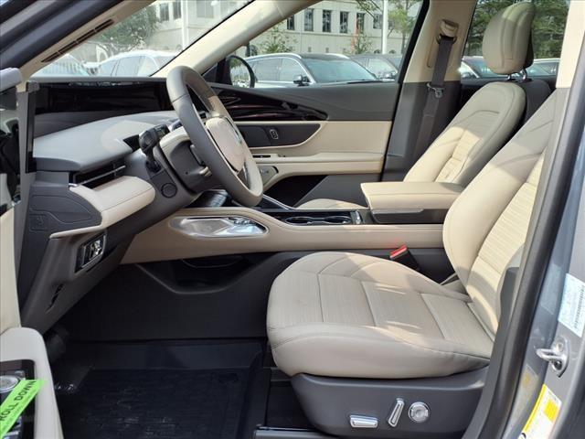 new 2025 Lincoln Nautilus car, priced at $60,336