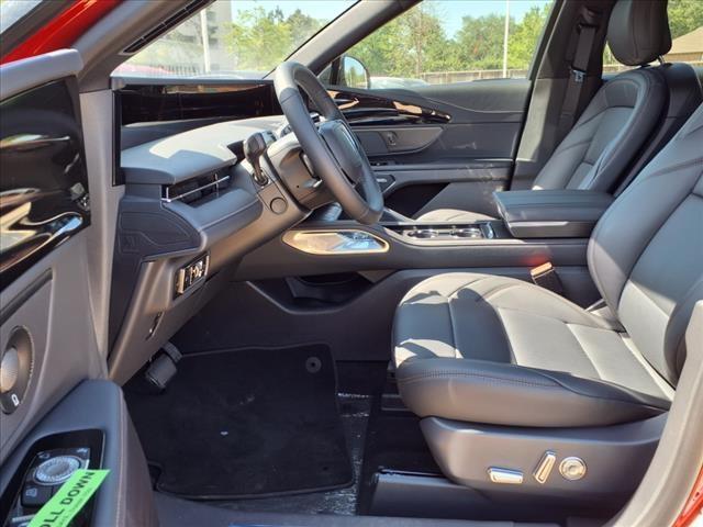 new 2025 Lincoln Nautilus car, priced at $55,743
