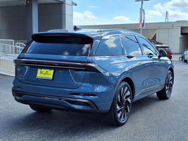 new 2025 Lincoln Nautilus car, priced at $81,395