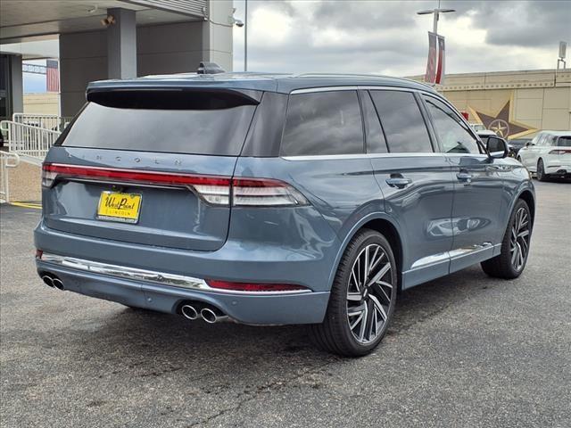 new 2025 Lincoln Aviator car, priced at $92,125