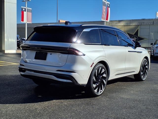 new 2024 Lincoln Nautilus car, priced at $76,095