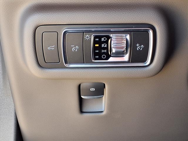 new 2025 Lincoln Nautilus car, priced at $79,395