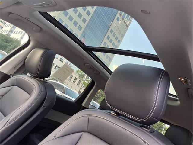 new 2025 Lincoln Nautilus car, priced at $57,079