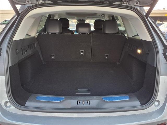 new 2025 Lincoln Nautilus car, priced at $57,079
