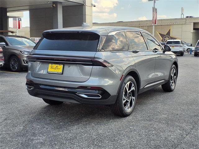 new 2025 Lincoln Nautilus car, priced at $57,079