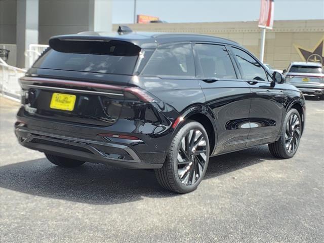 new 2024 Lincoln Nautilus car, priced at $57,345