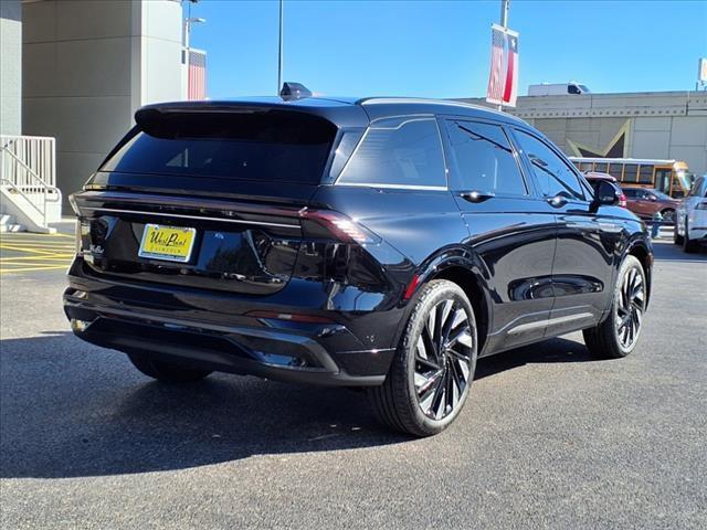 new 2024 Lincoln Nautilus car, priced at $63,220