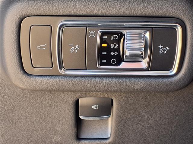 new 2025 Lincoln Nautilus car, priced at $55,743