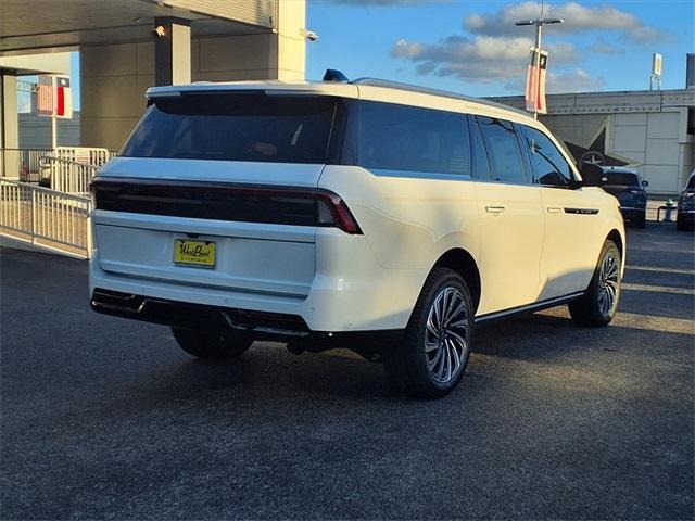new 2025 Lincoln Navigator L car, priced at $122,940