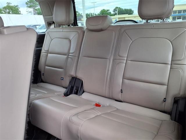 used 2022 Lincoln Navigator car, priced at $50,991