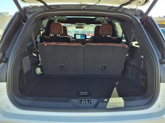 new 2025 Lincoln Aviator car, priced at $68,299