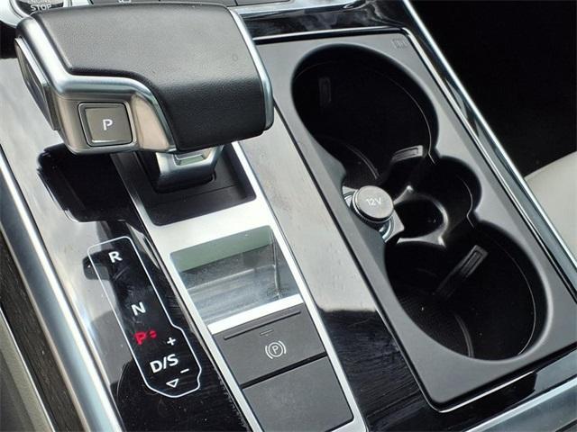 used 2022 Audi Q7 car, priced at $38,991