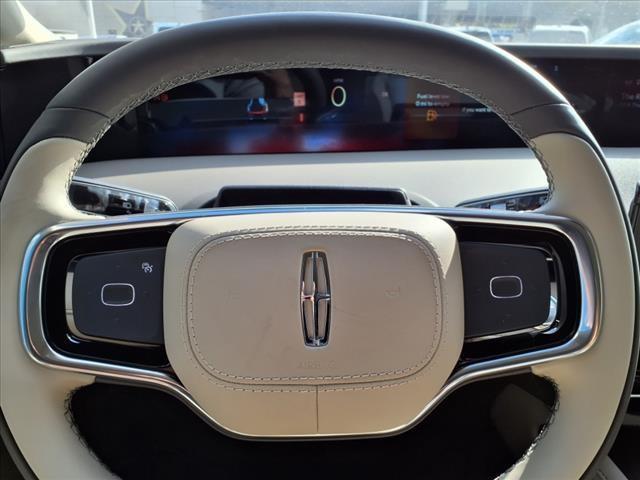 new 2025 Lincoln Nautilus car, priced at $52,635