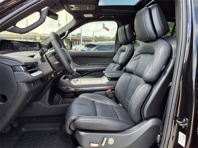 new 2025 Lincoln Navigator L car, priced at $111,545