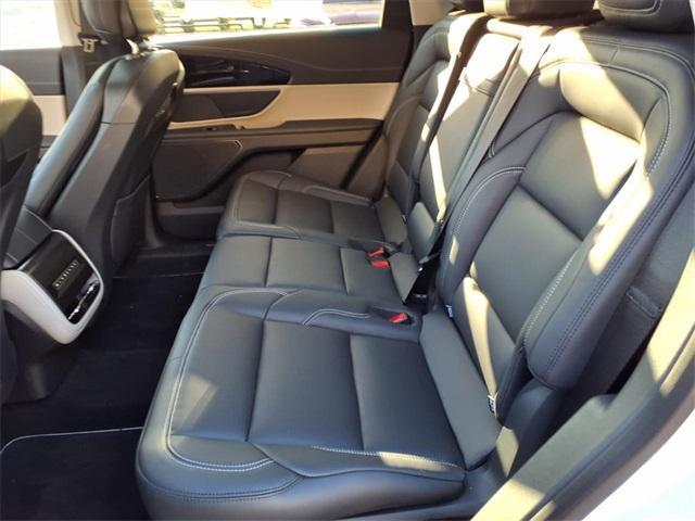 new 2025 Lincoln Nautilus car, priced at $53,554