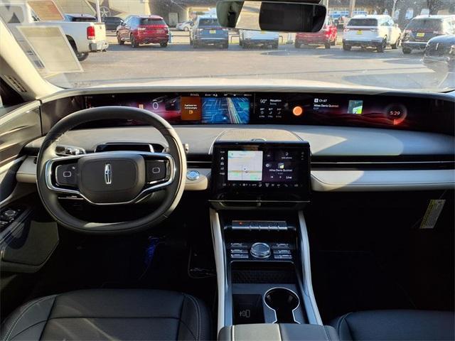 new 2025 Lincoln Nautilus car, priced at $53,554