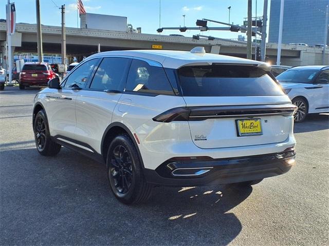 new 2025 Lincoln Nautilus car, priced at $53,554