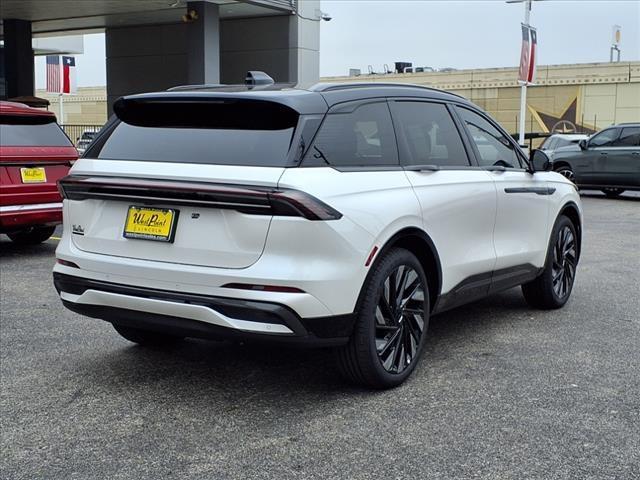 new 2025 Lincoln Nautilus car, priced at $62,837