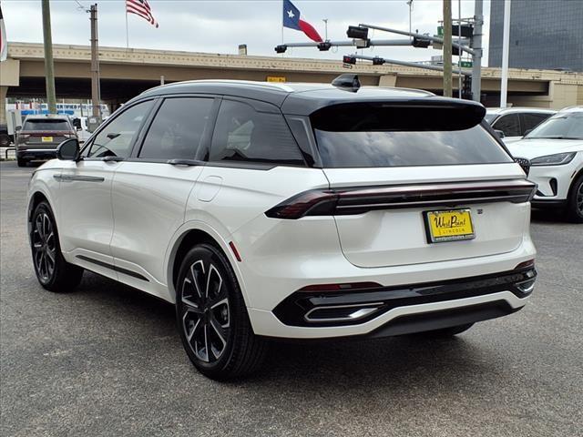 new 2025 Lincoln Nautilus car, priced at $62,597