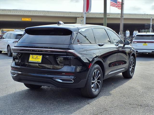 new 2025 Lincoln Nautilus car, priced at $51,005