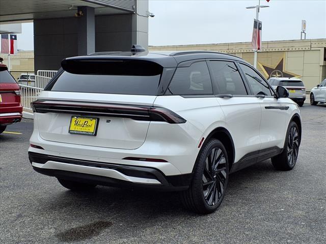 new 2025 Lincoln Nautilus car, priced at $62,741