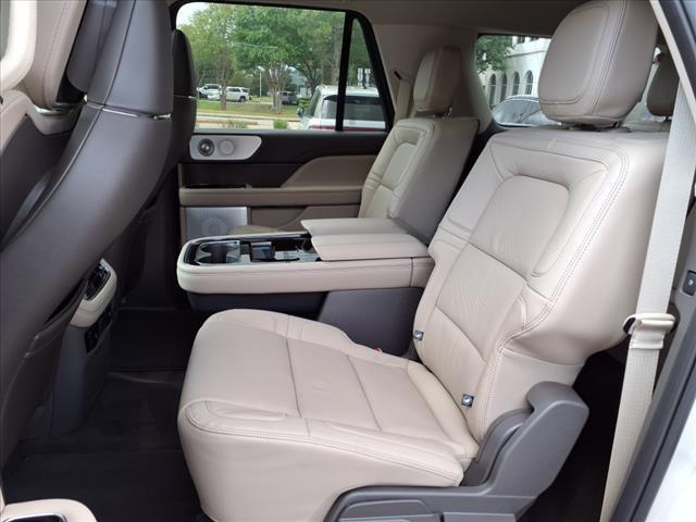 new 2024 Lincoln Navigator L car, priced at $104,575