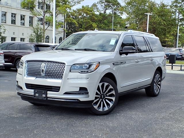 new 2024 Lincoln Navigator L car, priced at $104,575