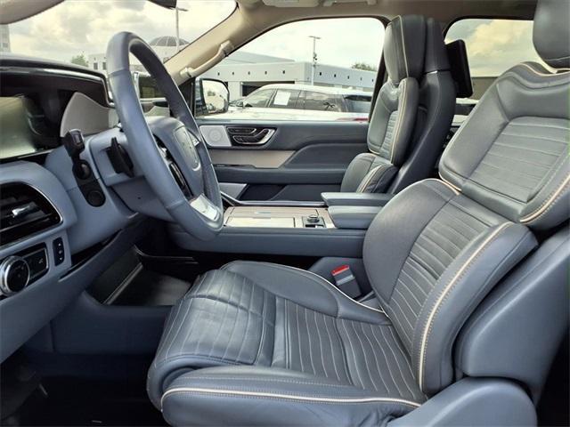 used 2019 Lincoln Navigator L car, priced at $38,991