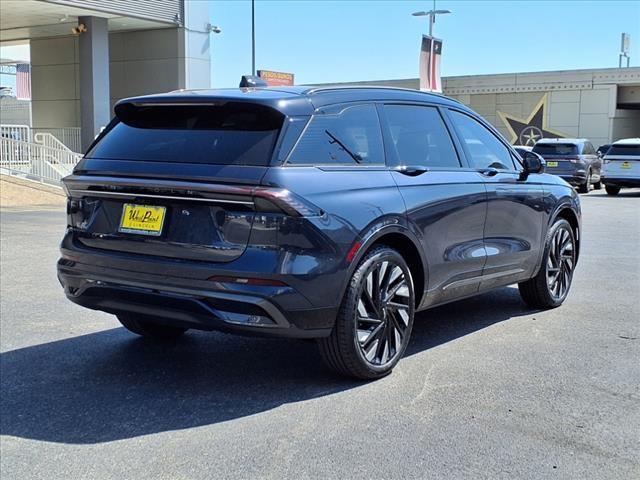 new 2024 Lincoln Nautilus car, priced at $66,700