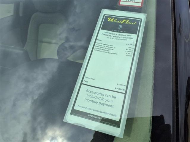 new 2025 Lincoln Corsair car, priced at $39,065