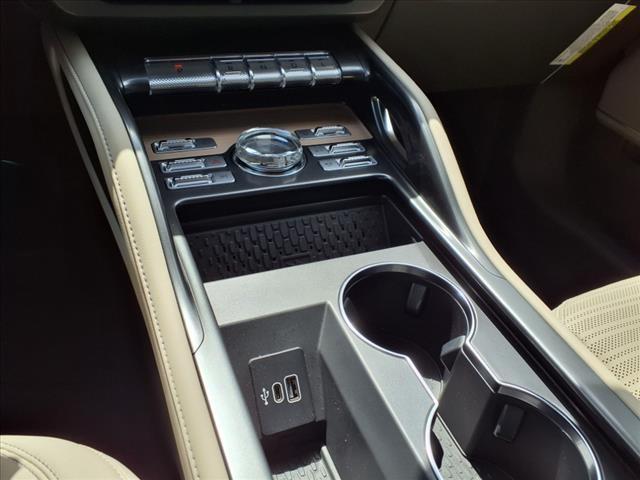 new 2025 Lincoln Nautilus car, priced at $59,549