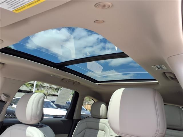 new 2025 Lincoln Nautilus car, priced at $59,549