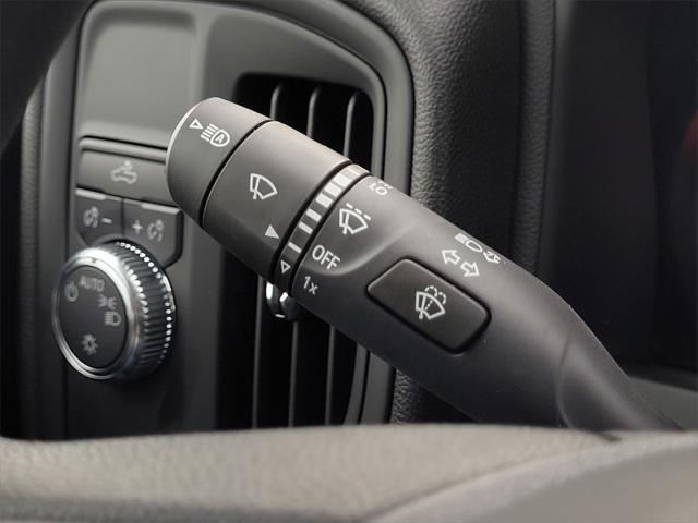 new 2025 GMC Sierra 1500 car, priced at $38,946