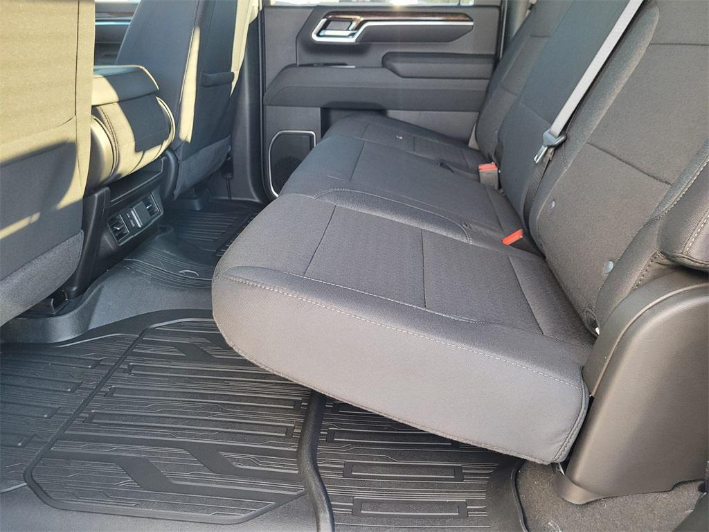 new 2026 GMC Sierra 2500 car, priced at $70,301