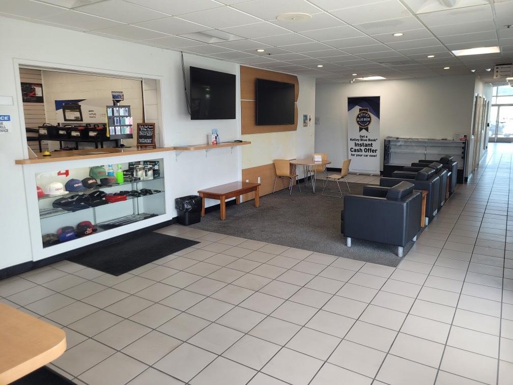 used 2024 GMC Sierra 1500 car, priced at $41,999