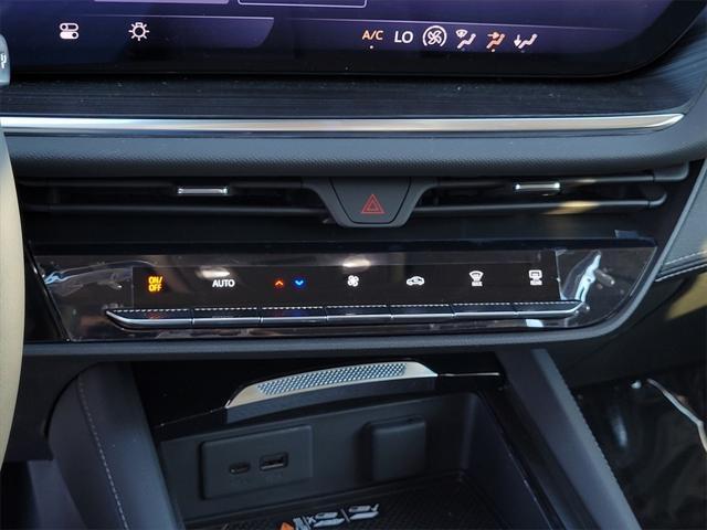used 2024 Buick Envision car, priced at $34,921
