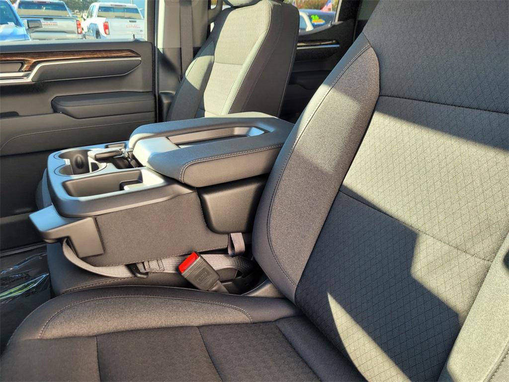 new 2026 GMC Sierra 1500 car, priced at $52,651