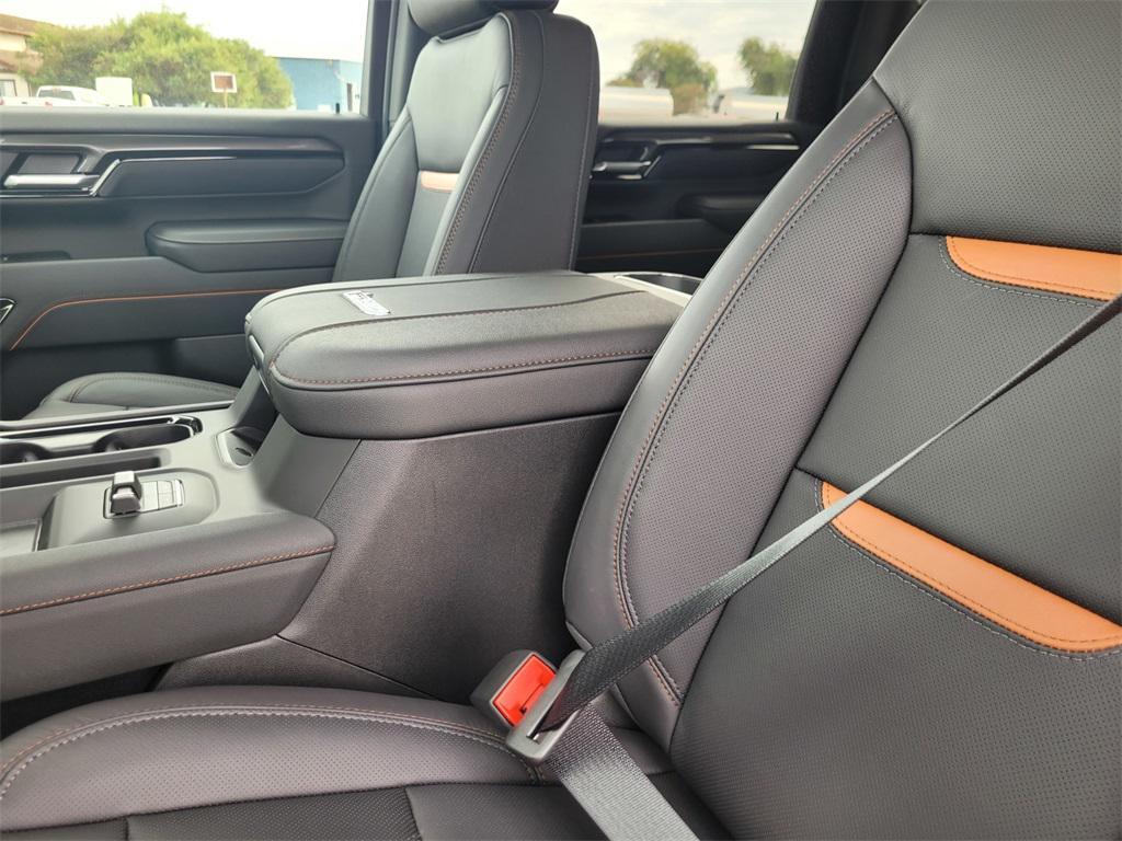 new 2026 GMC Sierra 2500 car, priced at $85,851