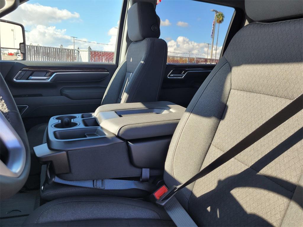 new 2026 GMC Sierra 2500 car, priced at $70,746
