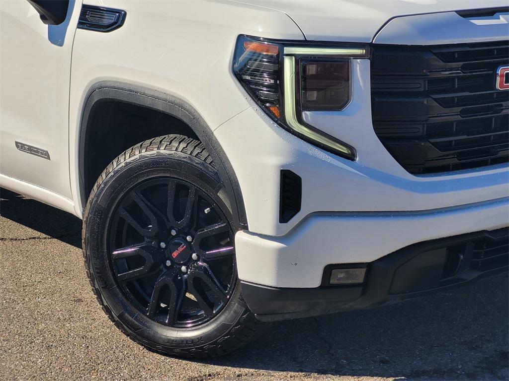 used 2022 GMC Sierra 1500 car, priced at $34,659