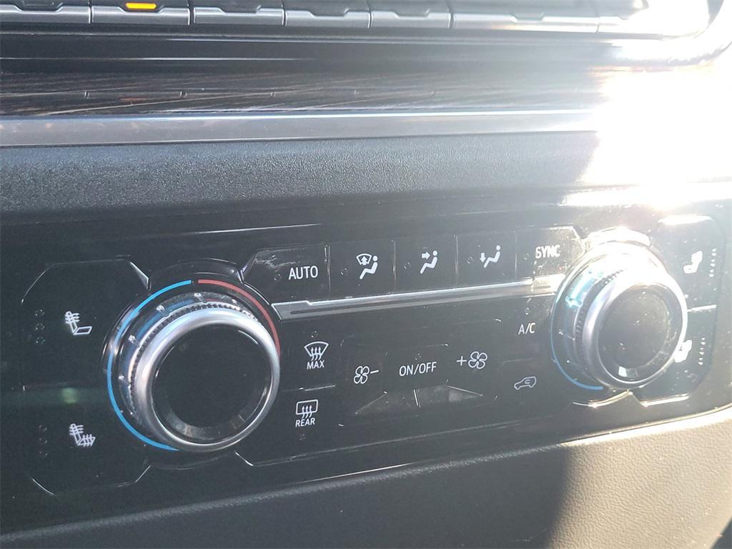 used 2022 GMC Sierra 1500 car, priced at $34,659