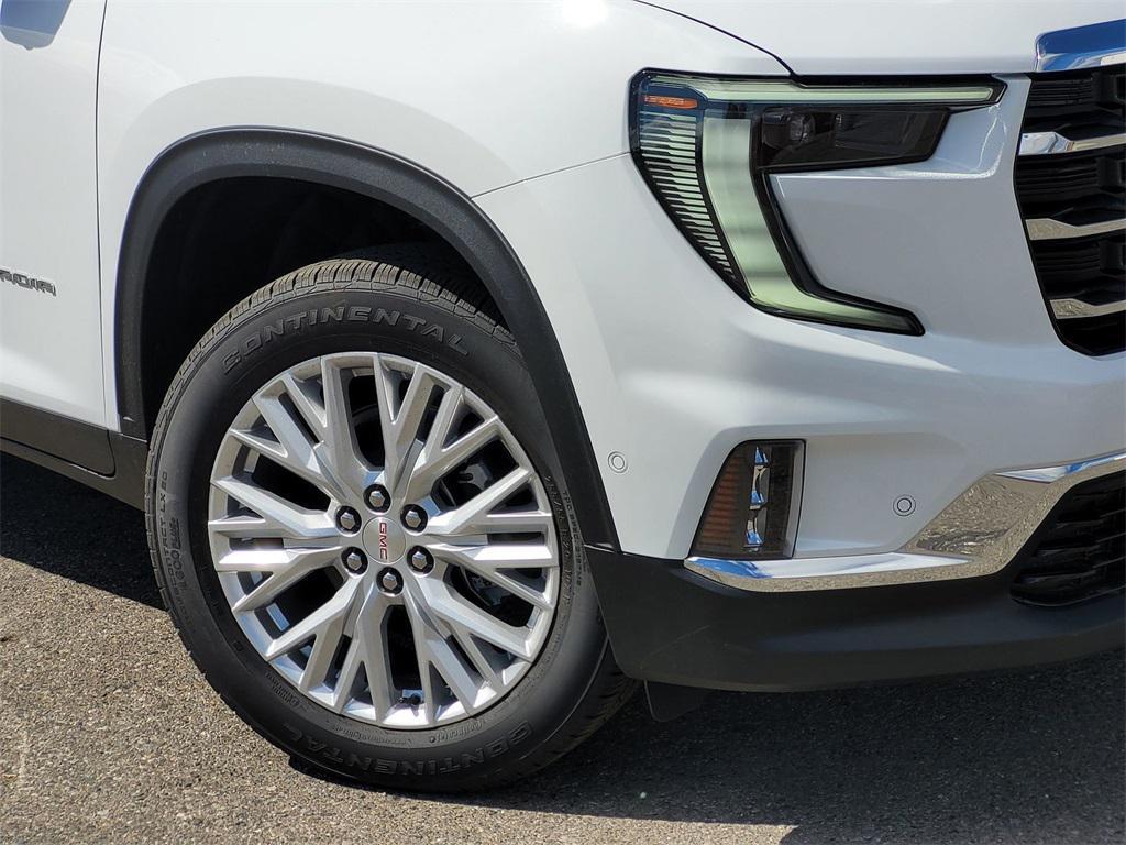 new 2026 GMC Acadia car, priced at $50,251