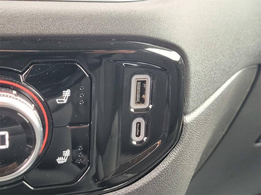 new 2026 GMC Sierra 1500 car, priced at $44,401