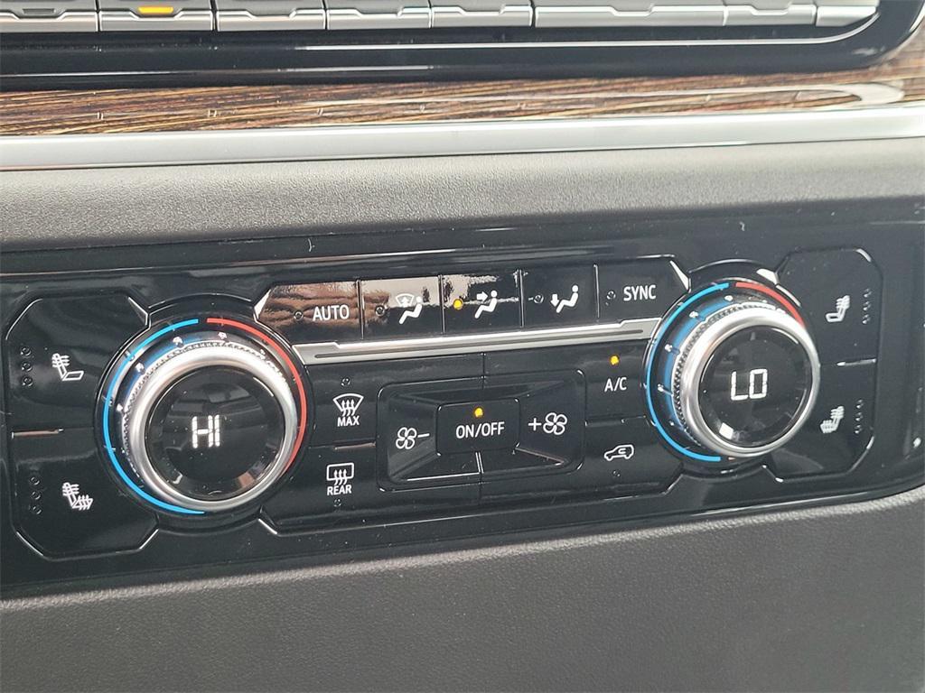 new 2026 GMC Sierra 1500 car, priced at $44,401