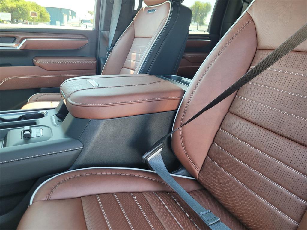 new 2025 GMC Sierra 3500 car, priced at $95,136