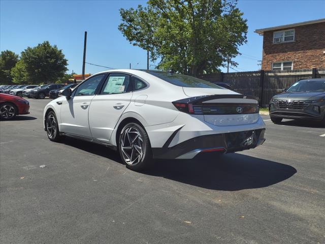 new 2024 Hyundai Sonata car, priced at $32,715