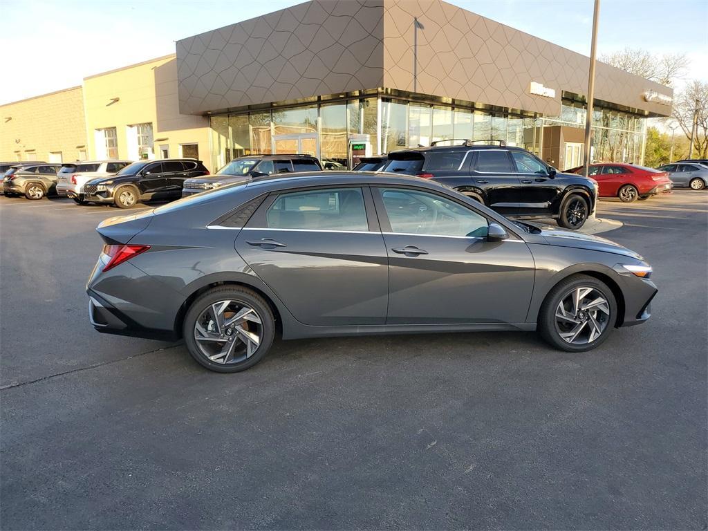 new 2025 Hyundai Elantra car, priced at $26,939
