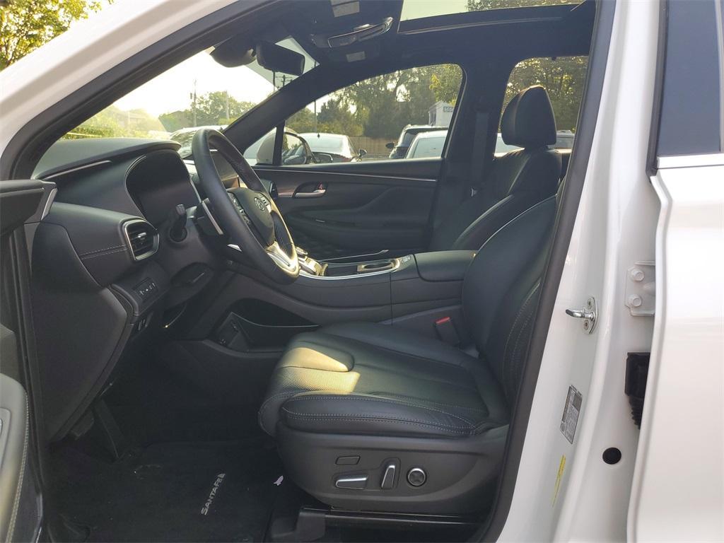used 2022 Hyundai Santa Fe car, priced at $31,995